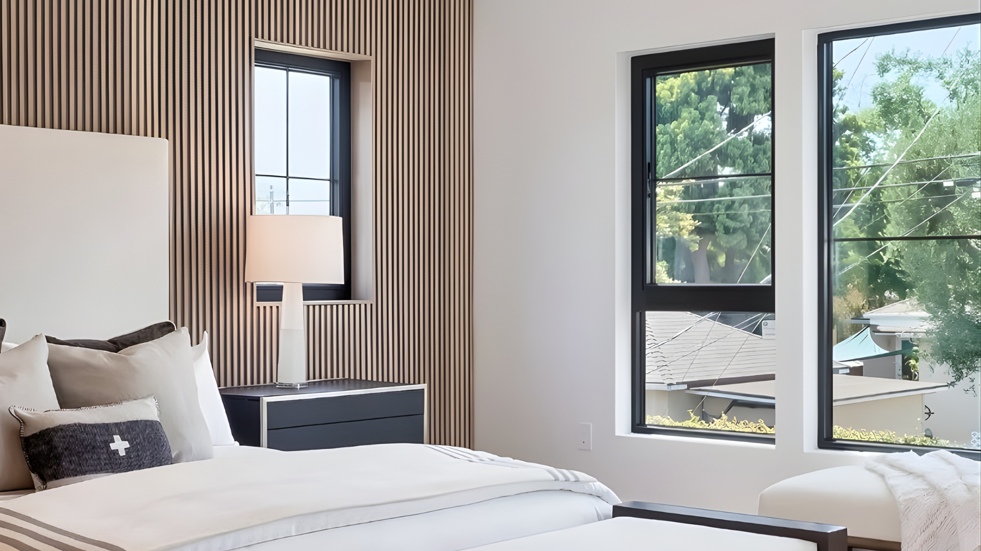 VLX 500 Single & Double Hung Window in Vero Beach, FL | TruePane Windows & Doors - detail 4